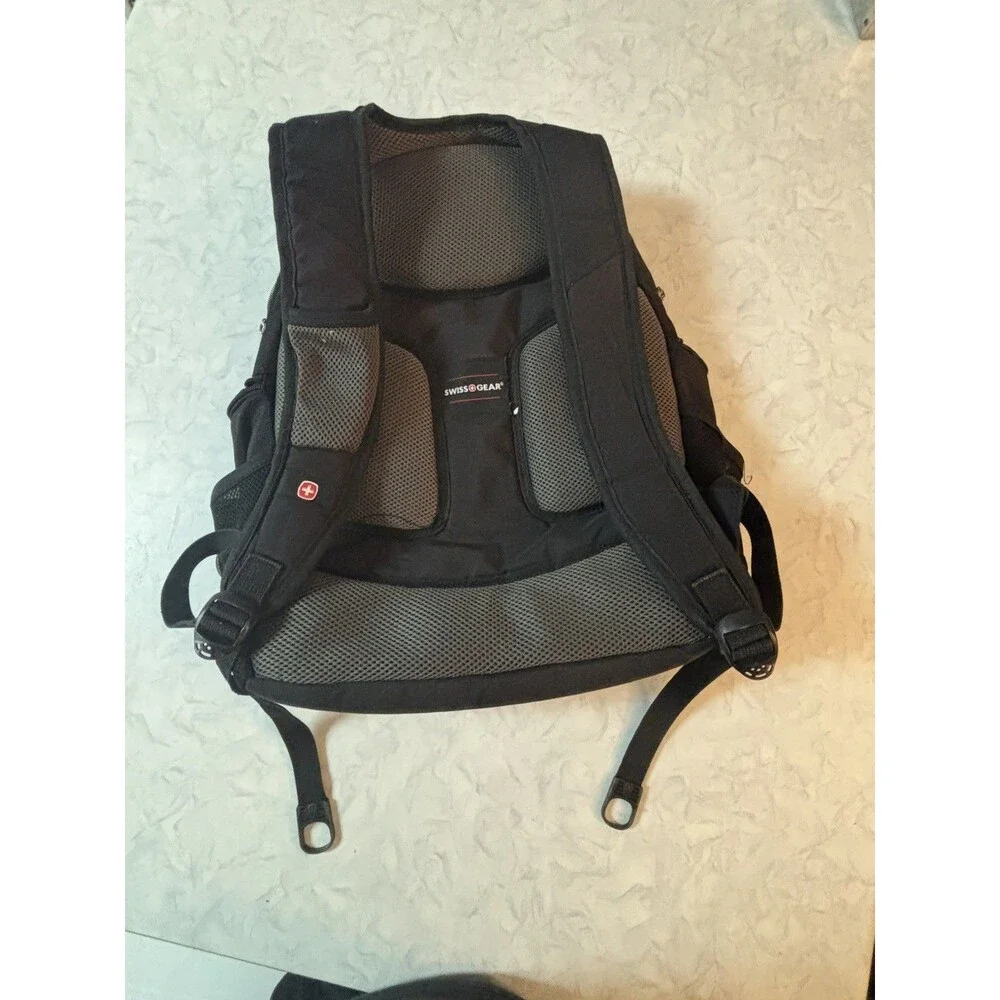 SwissGear Synergy Laptop Backpack Black Fits 16